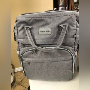 Nomad kidz‎ diaper bag backpack with changing station/waterproof